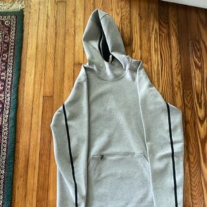 Men’s lululemon grey hoodie sweatshirt size L